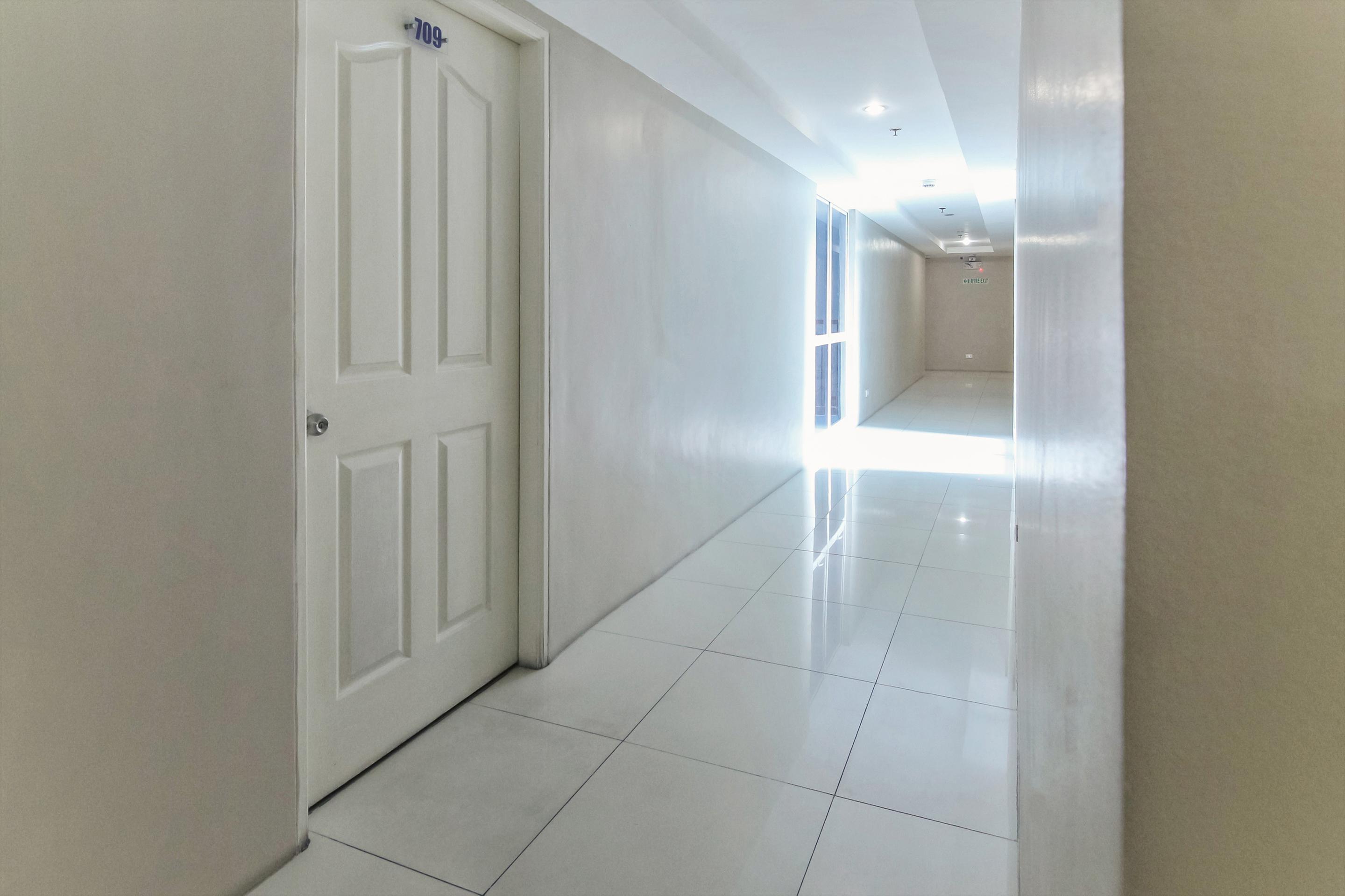 Melbourne Suites San Pedro Makati Exterior foto